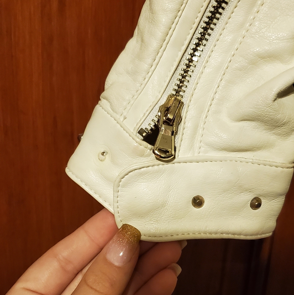 White Jacket - Picture 2 of 3